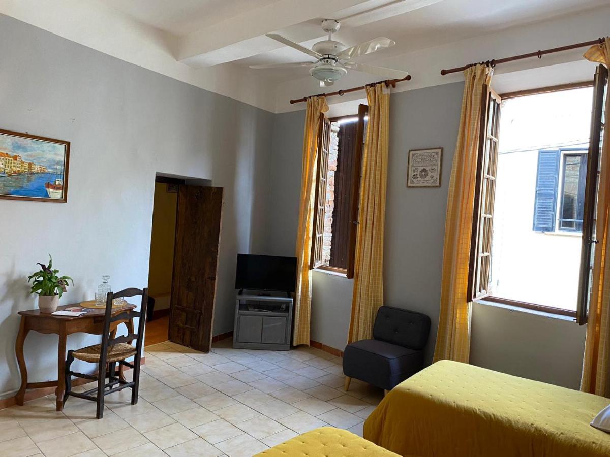 Hotel La Vieille Demeure à Torreilles Extérieur photo