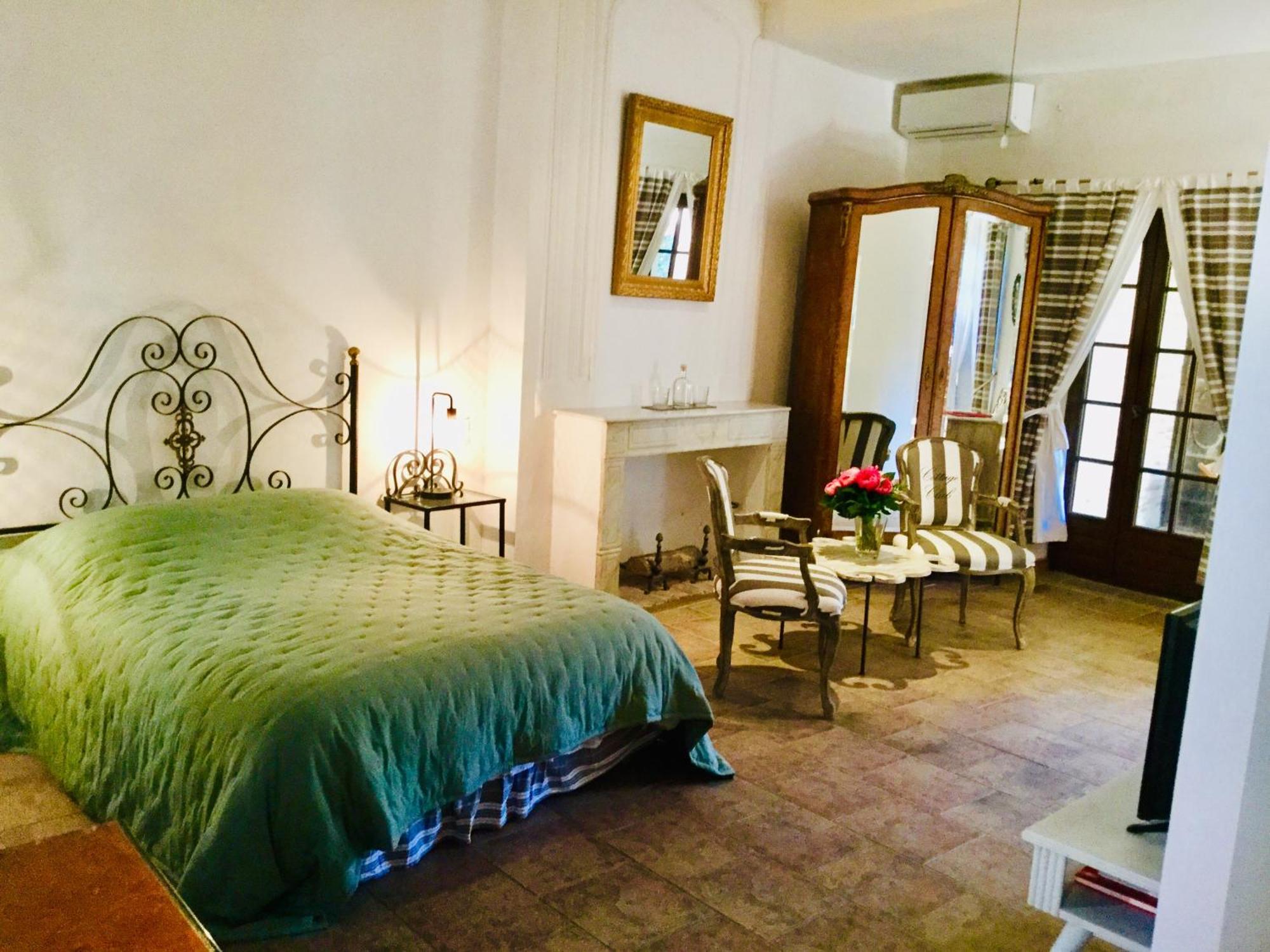 Hotel La Vieille Demeure à Torreilles Extérieur photo