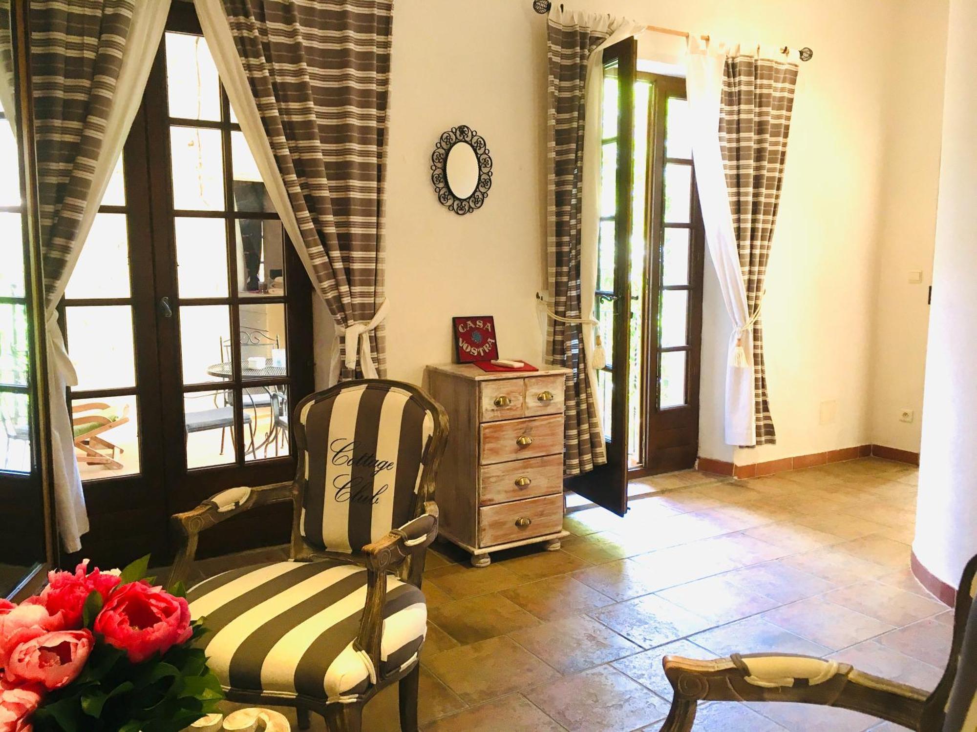 Hotel La Vieille Demeure à Torreilles Extérieur photo